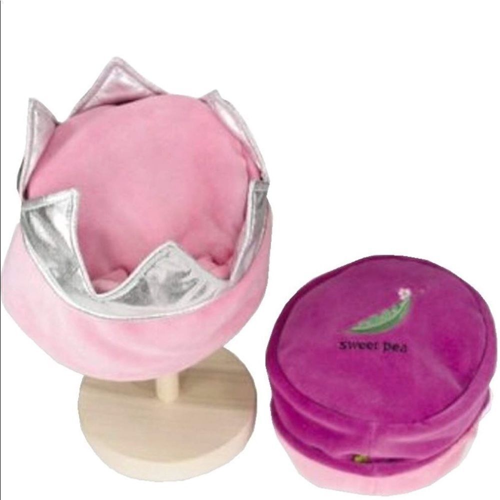 Rich Frog Retired Princess Pea Reversible Hat